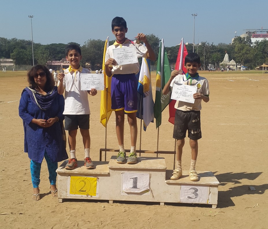 Balmohan Vidyamandir: Obstacle Race Std VII Boys Winners