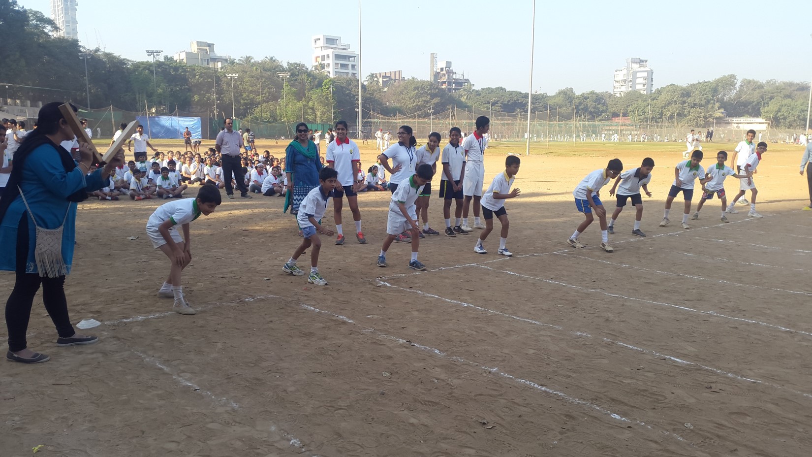 Balmohan Vidyamandir: 100 Mts Std V Boys Semi Final Line Up - 1