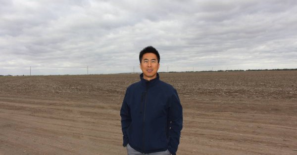 hectares of land will be used for the farm. Neoen obtained a 30-year lease for use of Yoogali farm land owned by local Gloria Badoco.