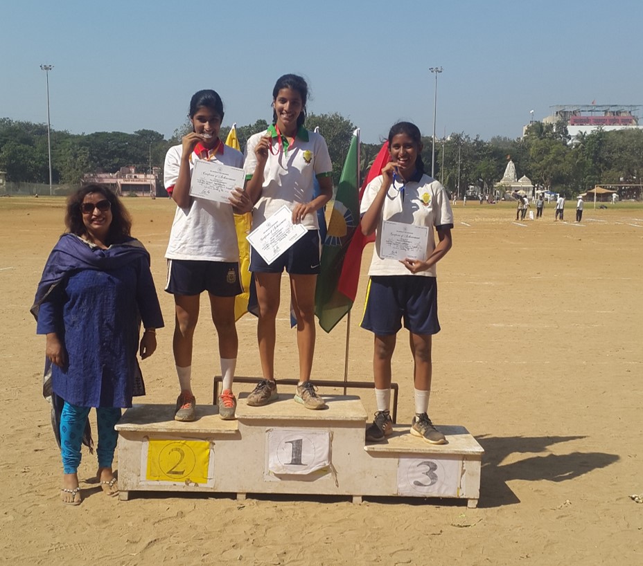 Balmohan Vidyamandir: 100 Mts Std X Girls Winners