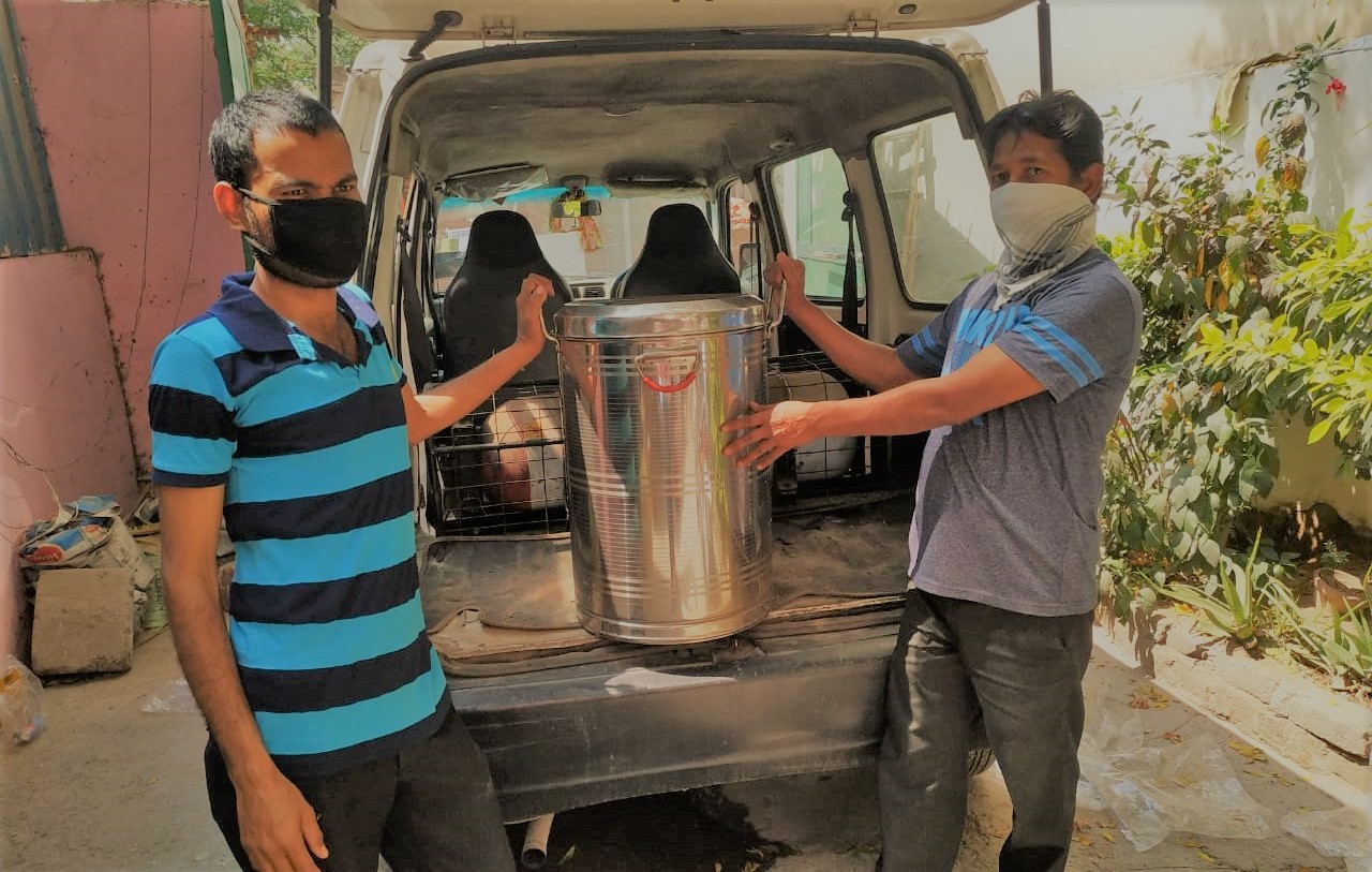 Lunch and dinner will be served free to each and every person at all Delhi govt night shelters.