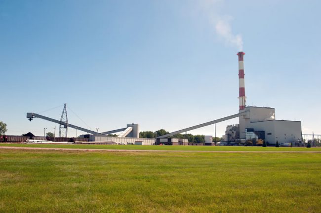 The Lansing Board of Water and Light (LBWL) will stop burning fossil fuels at its 155 MW coal-fired Erickson Generating Station by December 2025 and commit to specific clean energy investments, under a settlement agreement announced this day by Sierra Club. The agreement settles claims of Clean Air Act violations at LBWL’s Erickson and Eckert Generating Stations in Lansing, Michigan.