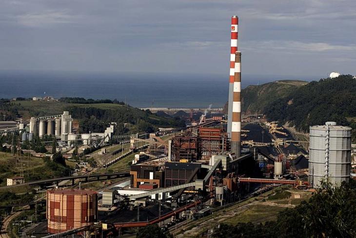 EDP Espana's Abono Thermal Power Plant located in the valley of the same name, between the municipalities of Gijón and Carreño, two kilometers from Port Musel. It has 2 operational units one of 341.79 MW and the other of 535.87 MW net capacity.
