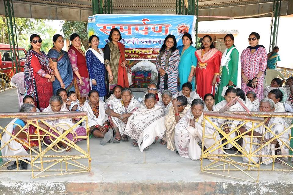 Jagruti Mahila Mandal of Mahanadi Coalfields Limited (MCL) distributed shawls, bed sheets, rice, pulses and jaggery to the inmates of Burla based Leprosy Ashram on the occasion of Makar Sankranthi.