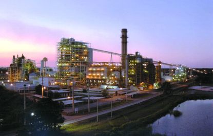 Lakeland Electric announced its plans to shutdown C.D. McIntosh 363 MW Unit 3 no later than fall 2024 at a utility committee meeting. It’s a matter of economics, according to Mike Beckham, LE’s assistant general manager of production. “It is increasingly costly in terms of safety, environmentally and its reliability,” Beckham said. “We expect that trend will continue and increase each year.” The city-owned utility has calculated that running the aging coal-powered generator costs about $20 more per MWh than utilizing the natural gas-fired Unit 5.