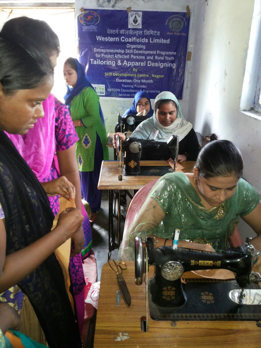 women from Khasala village near Kamptee/Nagpur participated in a Tailoring & Apparel Design Course organized by WCL. The course was conducted from the 29 Sep to 30 Oct.
