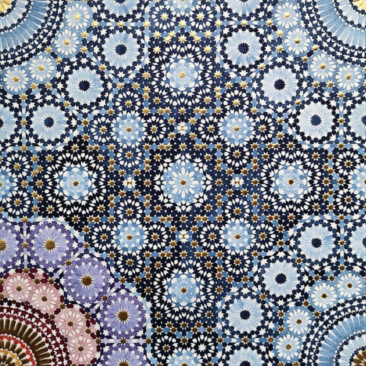 Sandy Kurt's passion for Islamic geometry began in 2016 with an online course, an old compass and some cheap watercolours. Her complex geometry and sense of colour has inspired thousands of artists to get started.